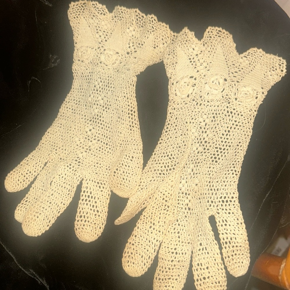 Victorian French Crocheted Gloves